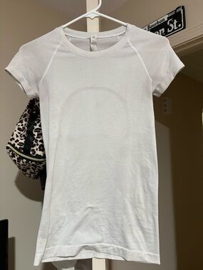 Lululemon white Short Sleeve Athletic Jersey Top